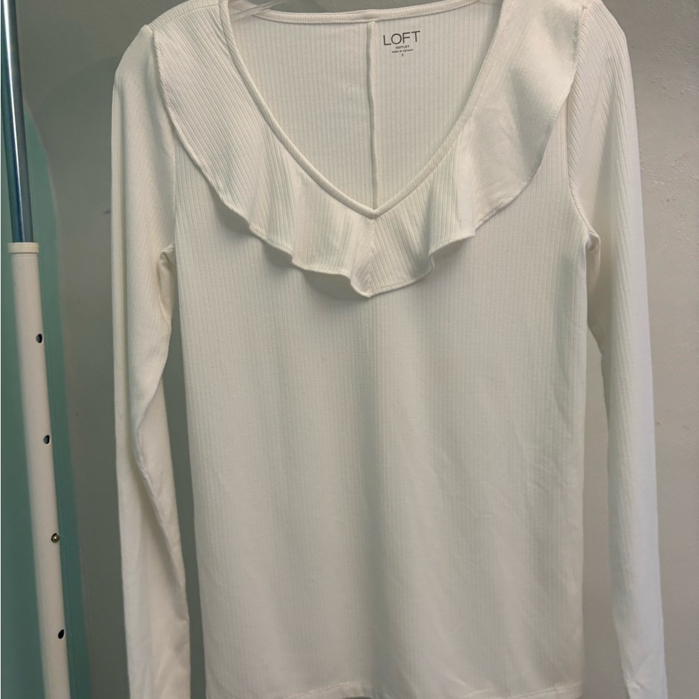 LOFT Cream Ruffle V-Neck Blouse